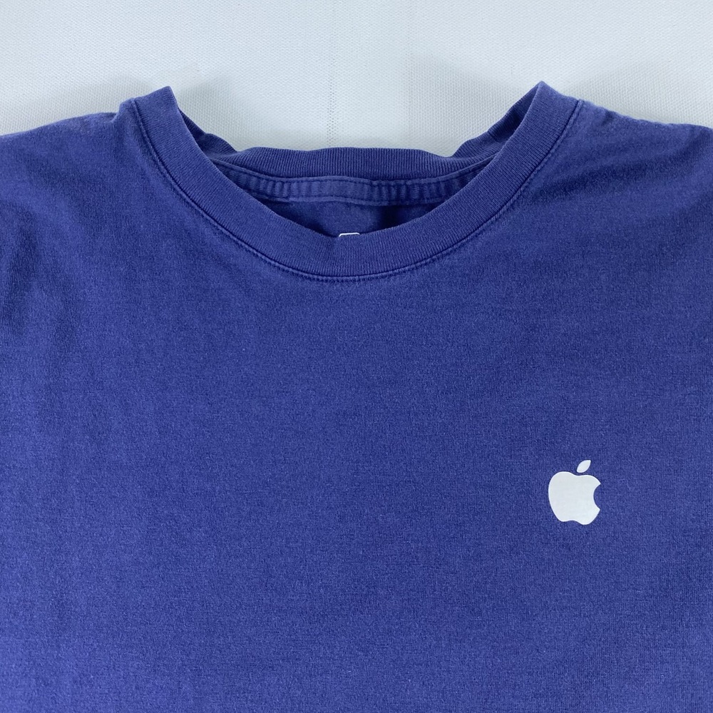 Apple T Shirt Mens Medium Blue Long Sleeve Crewneck Graphic Logo Pullover Cotton